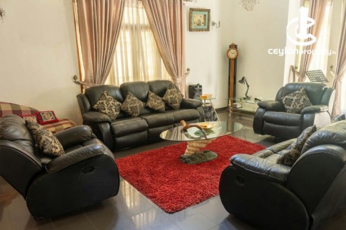 Commercial Property for Sale in Thalawathugoda - Commercial Property for Sale in Thalawathugoda (A3912)