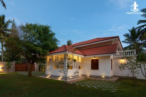Villa & Bungalow for Holiday in Ahangama - Idda Villas