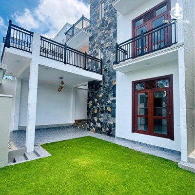 House for Sale in Polgasowita - Brand new house for sale in Polgasowita Siyabalagoda