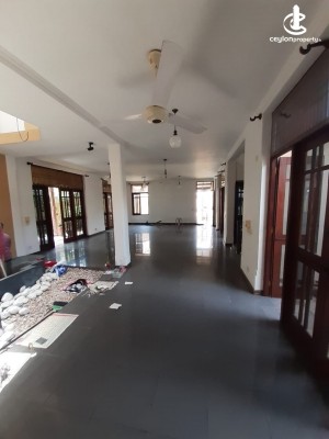 House for Rent in Nawala - Nawala Unfurnished 4 Bed Luxury House with Garden For Rent
