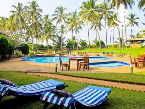 Commercial Property for Sale in Wattala - Uswetikeiyawa 3 Star Luxury 50 Room Beach Hotel For Sale