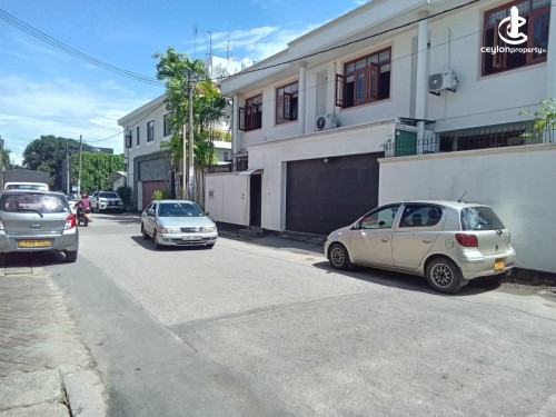 House for Rent in Colombo 7 (Cinnamon Garden) - Colombo 7 Luxury Office Space of 2900 SF + 5 Car Park Rent