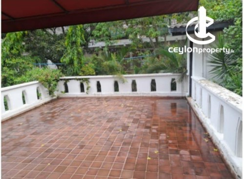 House for Rent in Colombo 3 (Colpety,Kollupitiya) - Colombo 3 Facing Main Rd 3000 SqFt 5 Bed House For Rent
