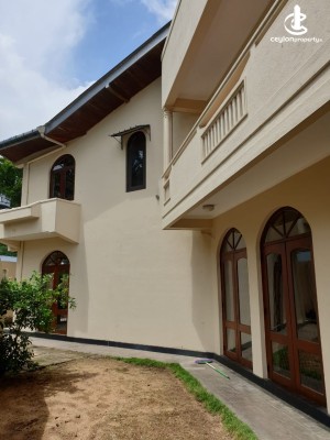 House for Rent in Nawala - Nawala 4500 SqFt 5 Bedroom UnFurnished House For Rent