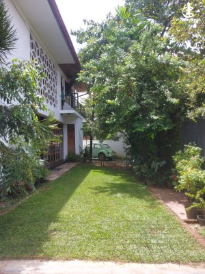 House for Sale in Colombo 8 (Borella) - Colombo 8 Borella 4000 SqFt House on 15 Perches For Sale