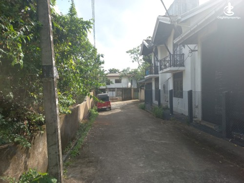 Land for Sale in Nugegoda - Nugegoda Jaya Road Judges Schem 12 Perches Bare Land For Sale