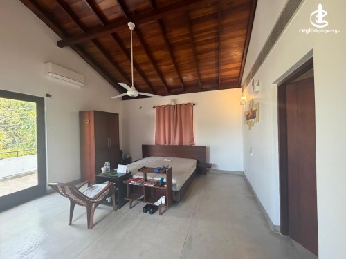 House for Sale in Battaramulla - Battaramulla 5100 SqFt Pool House with 5 Bedroom For Sale