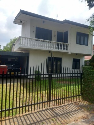 House for Sale in Piliyandala - Piliyandala Upstair 3 Bedroom + 2 Bathrooms House For Sale