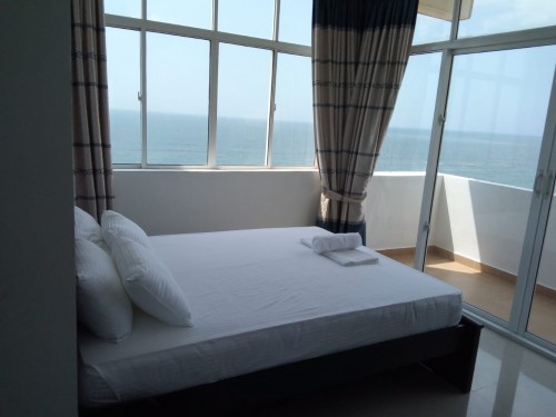 (STA1009) 3 BR Apartment for Short / Long Stay in Dehiwala