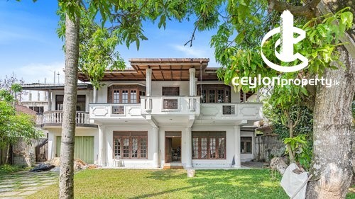 House for Sale in Galle - 2 Storey Valuable Bagalow For Sale In Galle, Hirimbura