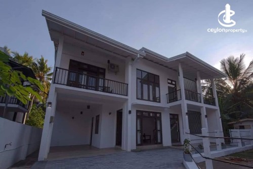 Other for Rent in Unawatuna - 4-Bedroom Furnished Villa for Rent – Unawatuna, Galle