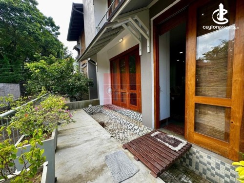 House for Rent in Battaramulla - 3-STOREY FULLY FURNISHED RESIDENCE FOR RENT – COLOMBO