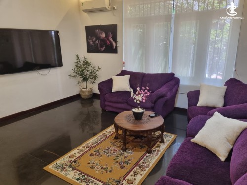 House for Rent in Nugegoda - 3-Bedroom Upstairs House for Rent – Nawala